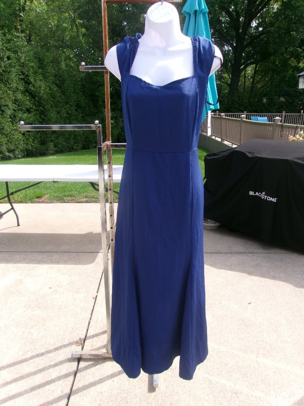 NWT JESSICA SIMPSON BLUE LONG DRESS M